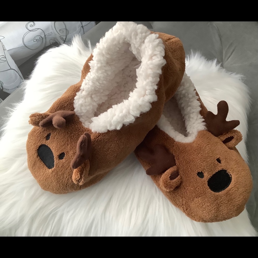 Cute New Fuzzy Slippers💕